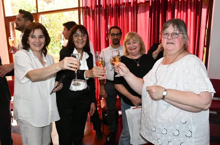17-8 Acto Brindis